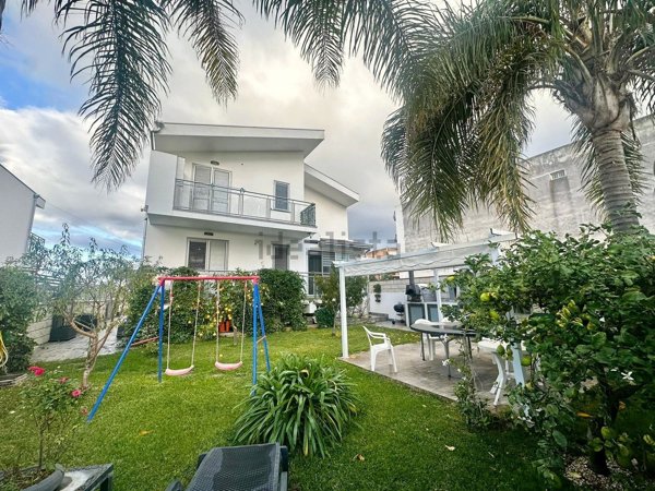 casa indipendente in vendita a Milazzo in zona Fiumarella