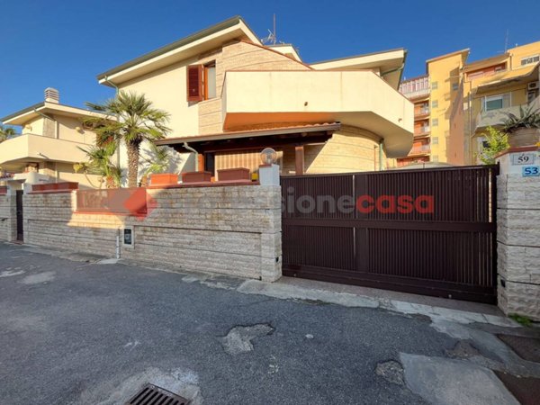 casa indipendente in vendita a Milazzo in zona San Giovanni