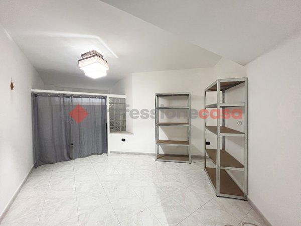 locale di sgombero in vendita a Milazzo in zona San Giovanni