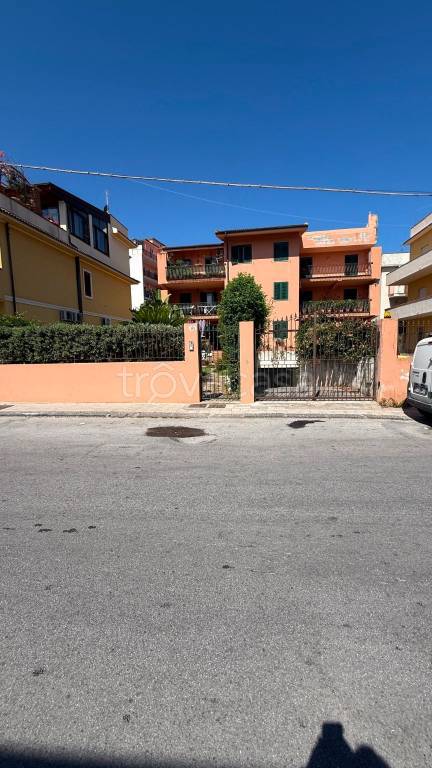 box auto in vendita a Milazzo in zona San Giovanni