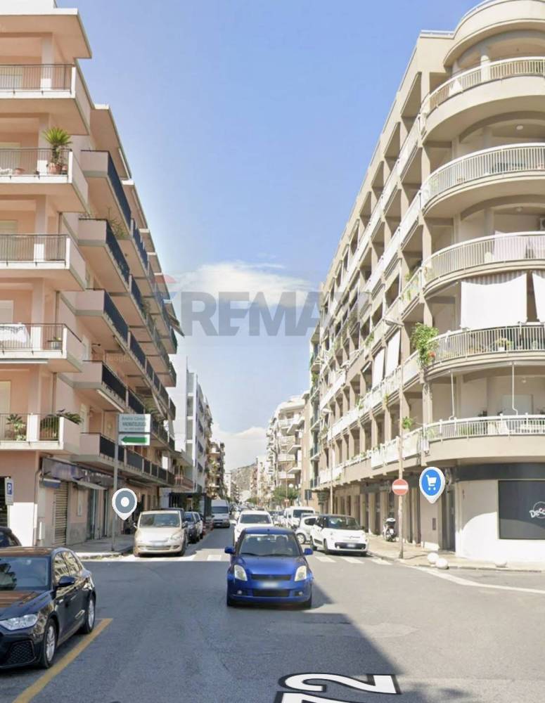 box auto in vendita a Milazzo in zona San Giovanni