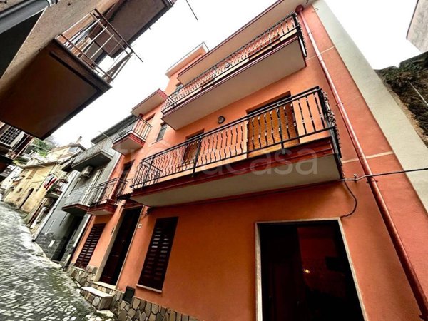 casa indipendente in vendita a Militello Rosmarino