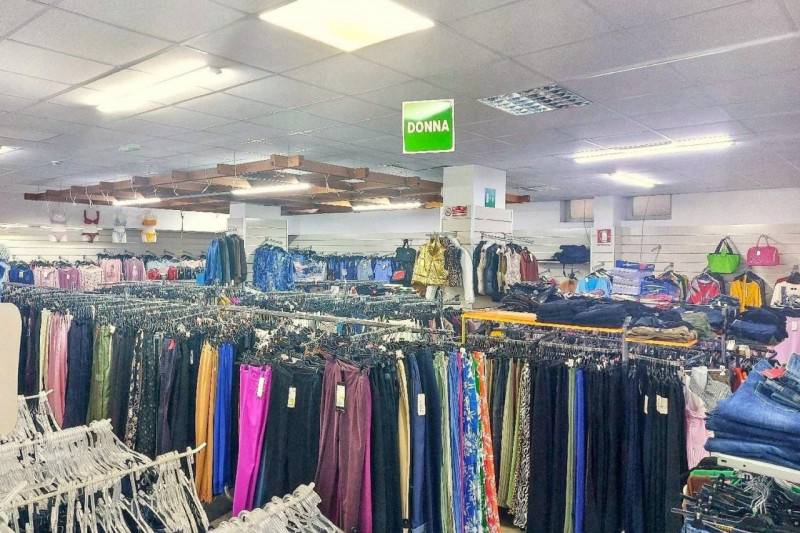 negozio in vendita a Militello Rosmarino