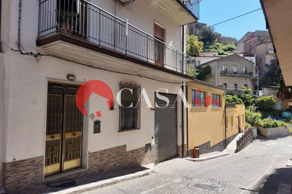 casa indipendente in vendita a Militello Rosmarino