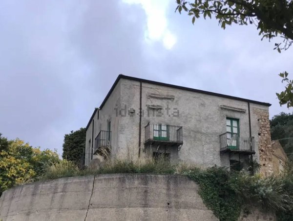 appartamento in vendita a Militello Rosmarino in zona Varvazza