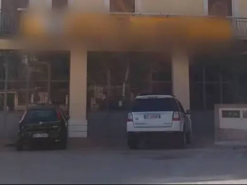 negozio in vendita a Mistretta