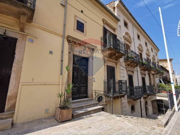 casa indipendente in vendita a Mistretta