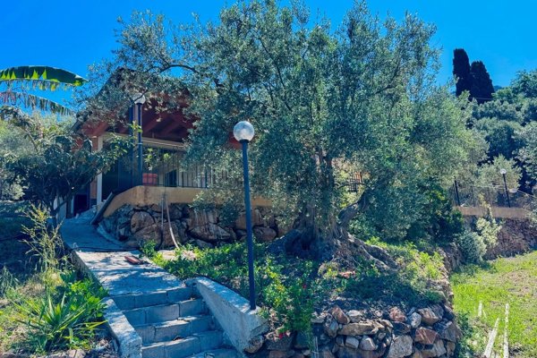 casa indipendente in vendita a Mistretta