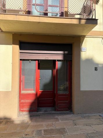 locale commerciale in vendita a Mistretta