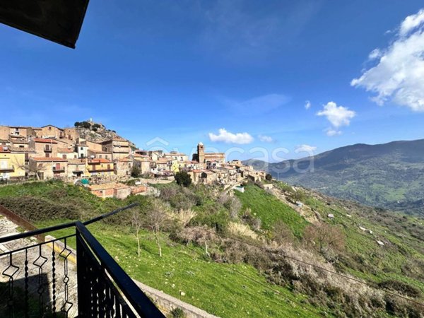 casa indipendente in vendita a Mistretta