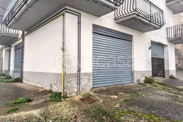 locale di sgombero in vendita a Mistretta