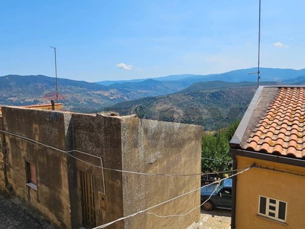 casa indipendente in vendita a Mistretta