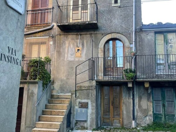 casa indipendente in vendita a Mistretta