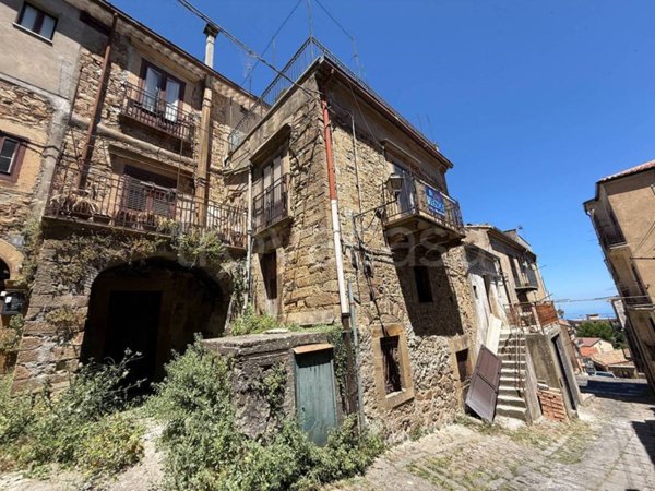 casa indipendente in vendita a Mistretta