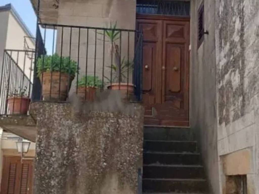 casa indipendente in vendita a Mistretta