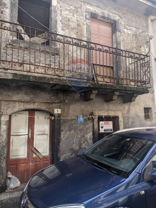 casa indipendente in vendita a Moio Alcantara