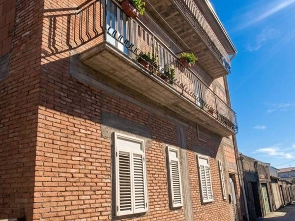casa indipendente in vendita a Moio Alcantara