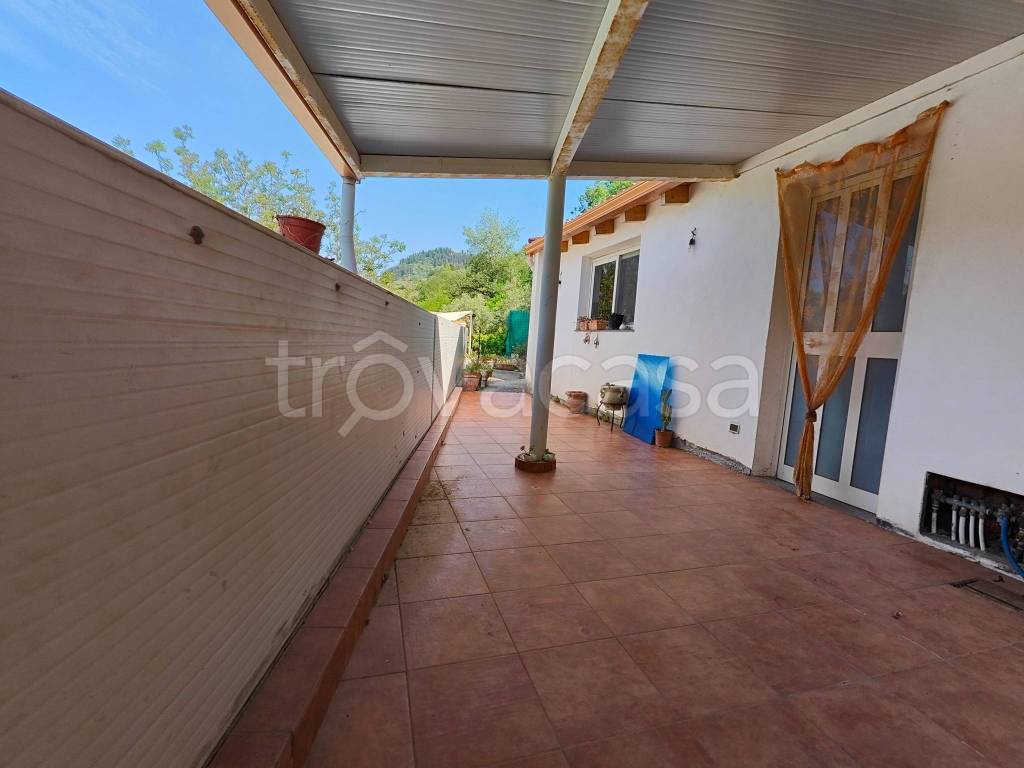 casa indipendente in vendita a Monforte San Giorgio