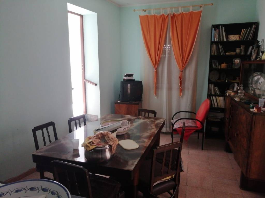 casa indipendente in vendita a Monforte San Giorgio