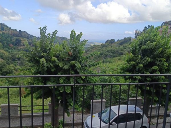 casa indipendente in vendita a Monforte San Giorgio