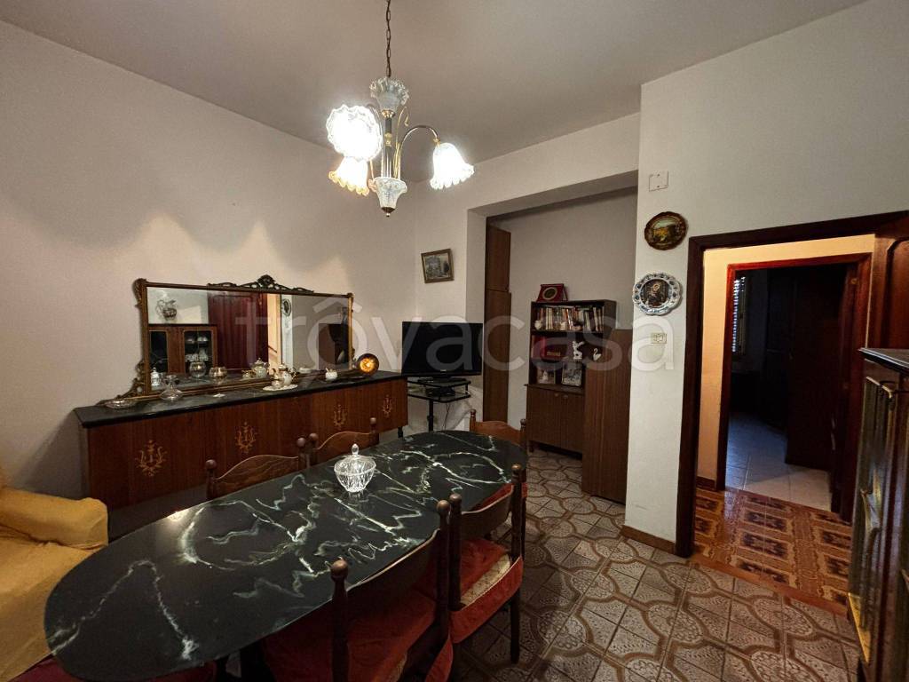 casa indipendente in vendita a Monforte San Giorgio in zona Pellegrino