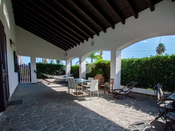 casa indipendente in vendita a Monforte San Giorgio