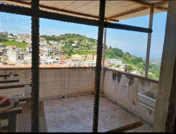 casa semindipendente in vendita a Monforte San Giorgio