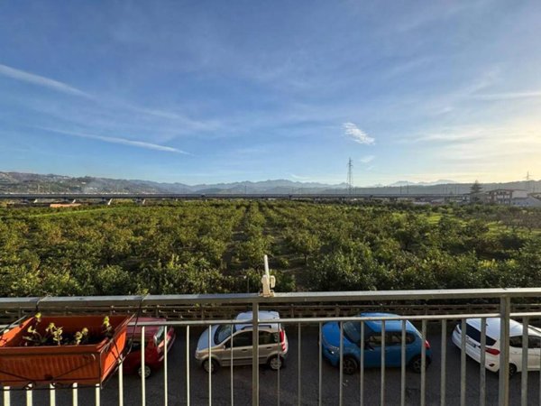 appartamento in vendita a Monforte San Giorgio in zona Monforte Marina