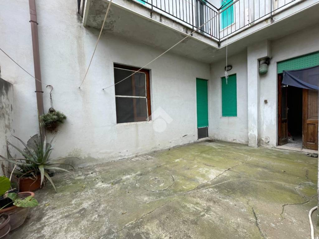 appartamento in vendita a Monforte San Giorgio in zona Monforte Marina