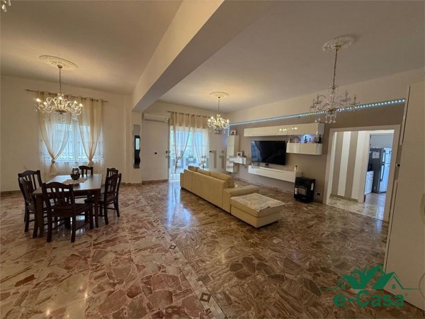 appartamento in vendita a Monforte San Giorgio in zona Monforte Marina