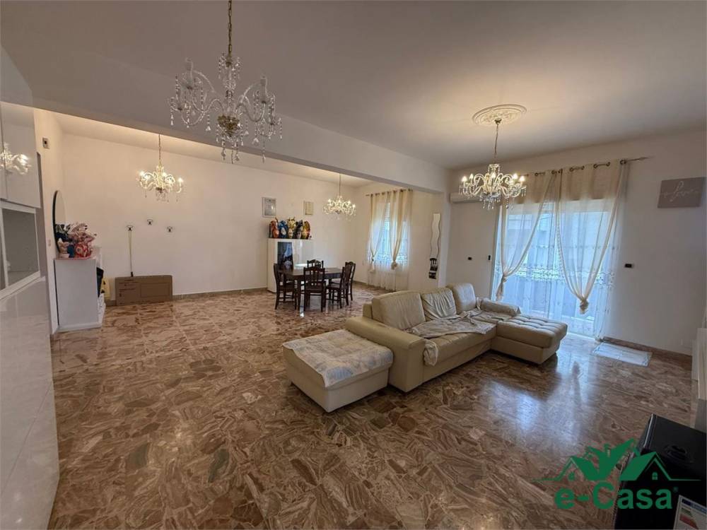 appartamento in vendita a Monforte San Giorgio in zona Monforte Marina