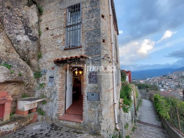 casa indipendente in vendita a Monforte San Giorgio