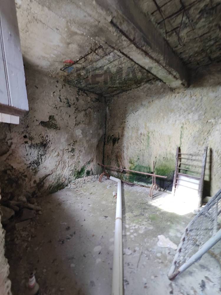 casa indipendente in vendita a Monforte San Giorgio in zona Pellegrino