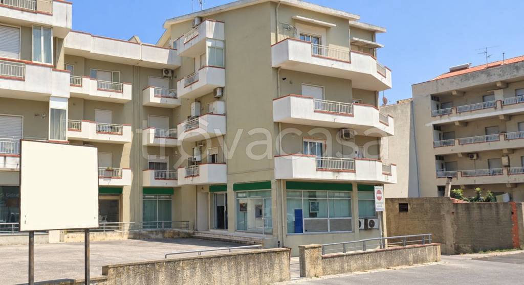 appartamento in vendita a Monforte San Giorgio in zona Monforte Marina