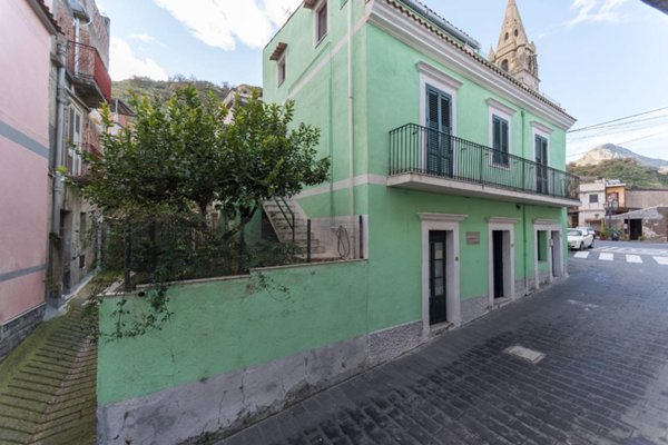 casa indipendente in vendita a Mongiuffi Melia