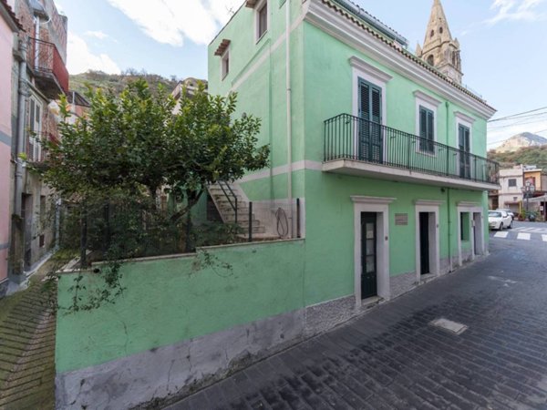 casa indipendente in vendita a Mongiuffi Melia