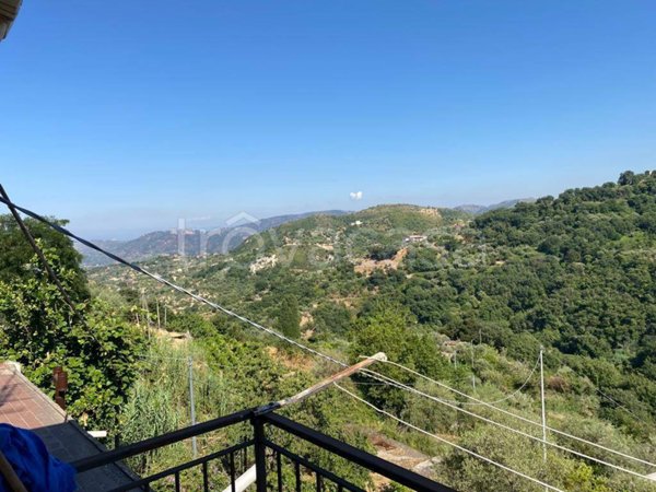 casa indipendente in vendita a Montagnareale