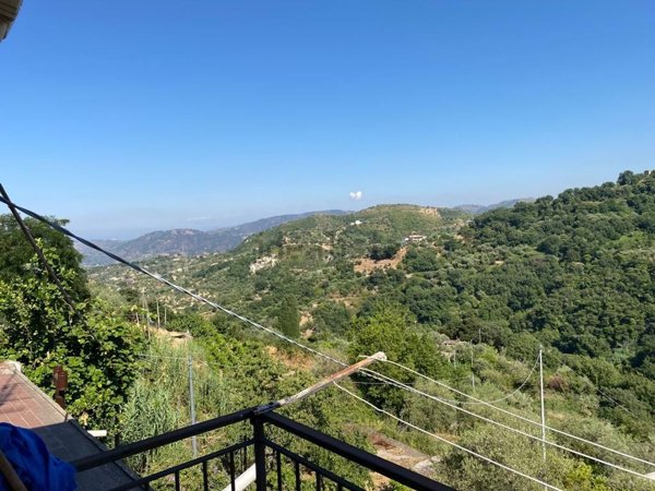 appartamento in vendita a Montagnareale