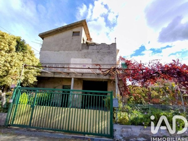 casa indipendente in vendita a Montagnareale