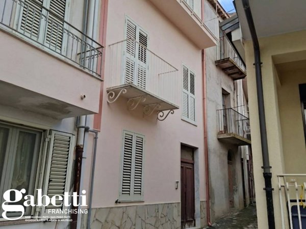 casa indipendente in vendita a Montagnareale
