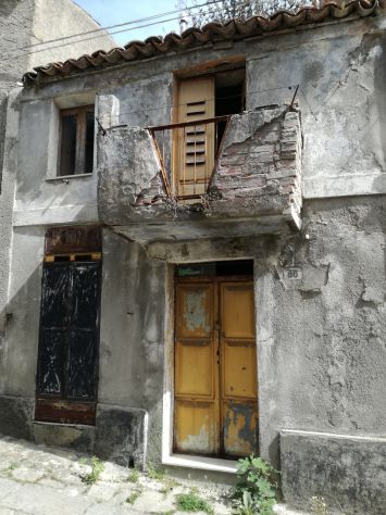 appartamento in vendita a Montalbano Elicona