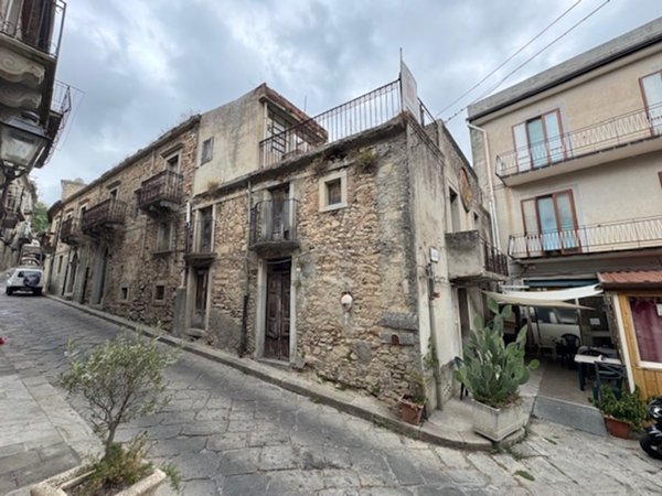 appartamento in vendita a Montalbano Elicona