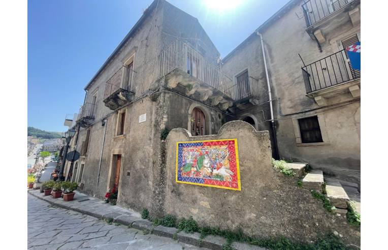 casa indipendente in vendita a Montalbano Elicona