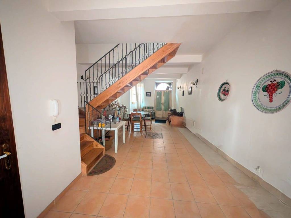 casa indipendente in vendita a Montalbano Elicona