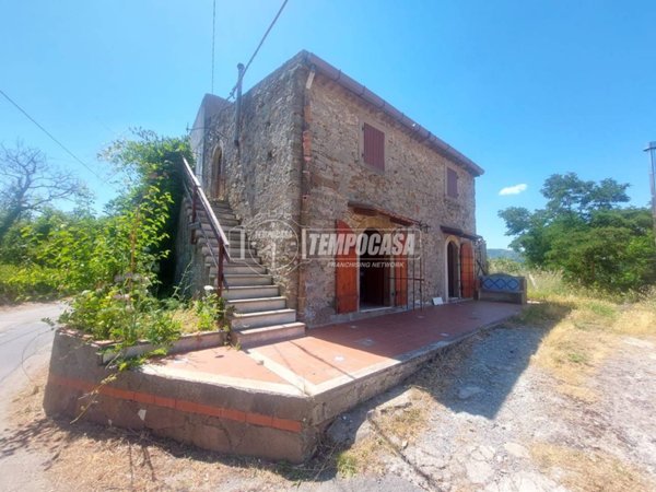 casa indipendente in vendita a Montalbano Elicona