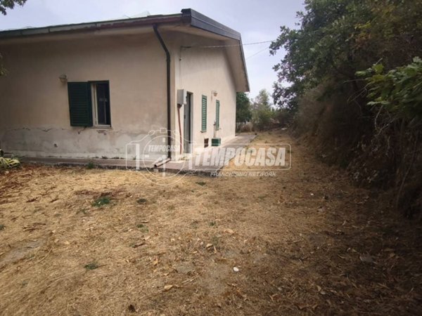 appartamento in vendita a Montalbano Elicona in zona Pellizzaro