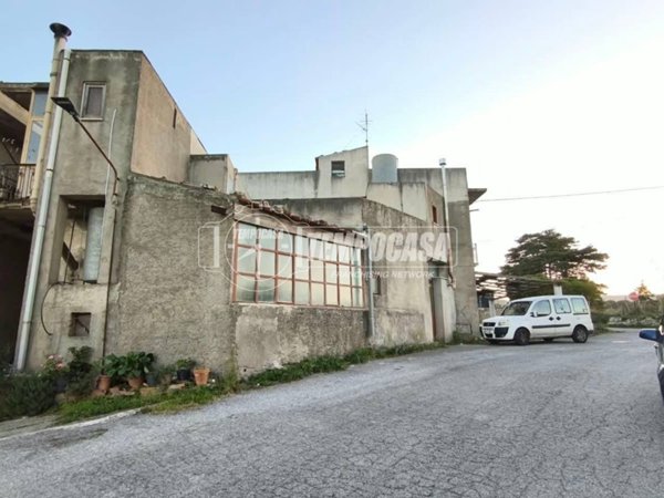 appartamento in vendita a Montalbano Elicona