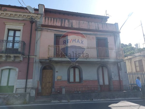 appartamento in vendita a Motta Camastra