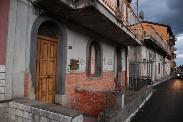 appartamento in vendita a Motta Camastra in zona Fondaco Motta