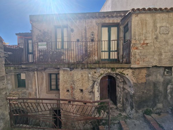 casa indipendente in vendita a Motta Camastra in zona Fondaco Motta